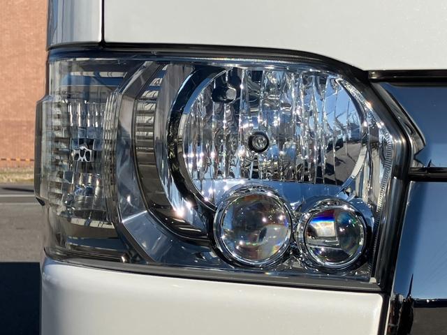 ハイエースバン スーパーGL ダークプライムII ナビTV/バックカメラ/ETC/両側パワースライドドア/17インチアルミ/ローダウン/大型コンソールボックス/デジタルインナーミラー/AC100V電源/トヨタセーフティーセンス/ベッドキット(27枚目)