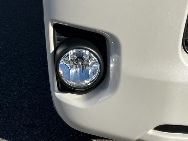 ハイエースバン スーパーGL ダークプライムII ナビTV/バックカメラ/ETC/両側パワースライドドア/17インチアルミ/ローダウン/大型コンソールボックス/デジタルインナーミラー/AC100V電源/トヨタセーフティーセンス/ベッドキット(28枚目)