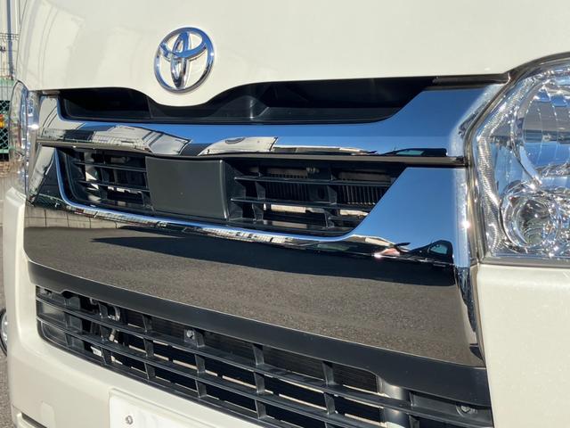 ハイエースバン スーパーGL ダークプライムII ナビTV/バックカメラ/ETC/両側パワースライドドア/17インチアルミ/ローダウン/大型コンソールボックス/デジタルインナーミラー/AC100V電源/トヨタセーフティーセンス/ベッドキット(29枚目)