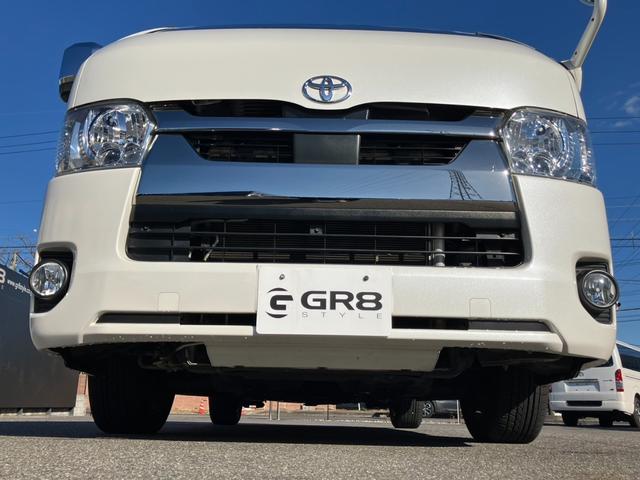 ハイエースバン スーパーGL ダークプライムII ナビTV/バックカメラ/ETC/両側パワースライドドア/17インチアルミ/ローダウン/大型コンソールボックス/デジタルインナーミラー/AC100V電源/トヨタセーフティーセンス/ベッドキット(32枚目)
