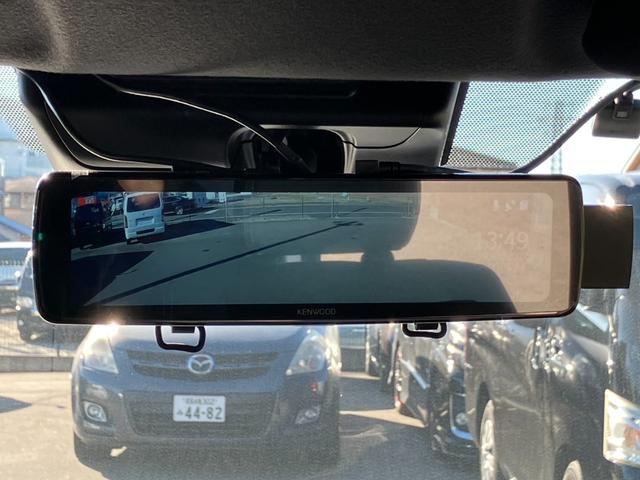 ハイエースバン スーパーGL ダークプライムII ナビTV/バックカメラ/ETC/両側パワースライドドア/17インチアルミ/ローダウン/大型コンソールボックス/デジタルインナーミラー/AC100V電源/トヨタセーフティーセンス/ベッドキット(54枚目)