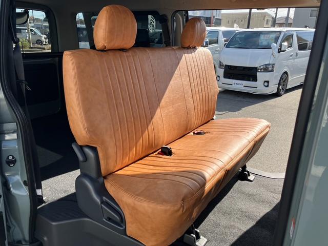 ハイエースバン ロングスーパーGL アースカラーパッケージ 1オーナー/デジタルインナーミラー/両側パワースライドドア/新品シートカバー/トヨタセーフティーセンス/AC100V電源/クリアランスソナー/LEDヘッドライト/Wエアバック(19枚目)