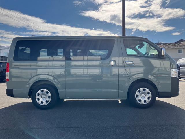 ハイエースバン ロングスーパーGL アースカラーパッケージ 1オーナー/デジタルインナーミラー/両側パワースライドドア/新品シートカバー/トヨタセーフティーセンス/AC100V電源/クリアランスソナー/LEDヘッドライト/Wエアバック(23枚目)