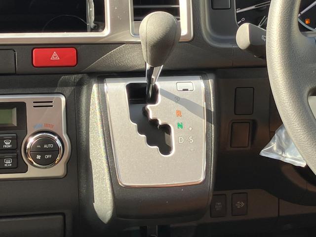 ハイエースバン ロングスーパーGL アースカラーパッケージ 1オーナー/デジタルインナーミラー/両側パワースライドドア/新品シートカバー/トヨタセーフティーセンス/AC100V電源/クリアランスソナー/LEDヘッドライト/Wエアバック(56枚目)