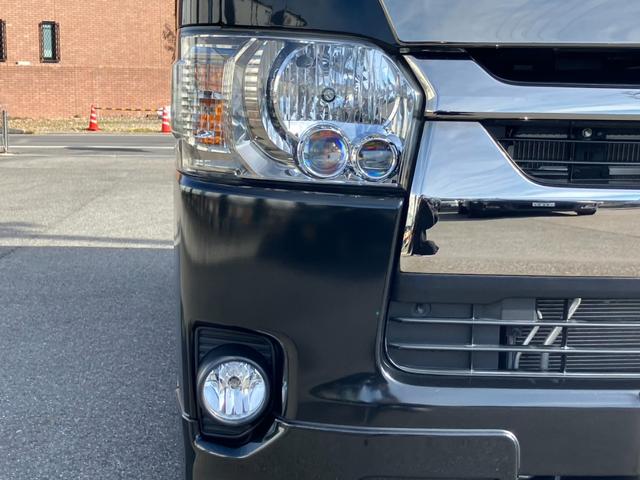 ハイエースバン スーパーGL ダークプライムII 4WD/1オーナー/ナビTV/バックカメラ/ETC/パノラミックビューモニター/モデリスタフルエアロ/17インチアルミ/LEDヘッドライト/カーゴマット/AC100V電源/カップホルダー(2枚目)