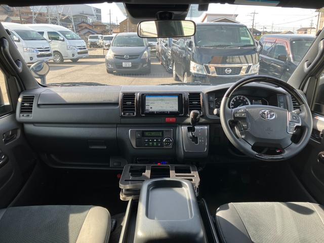ハイエースバン スーパーGL ダークプライムII 4WD/1オーナー/ナビTV/バックカメラ/ETC/パノラミックビューモニター/モデリスタフルエアロ/17インチアルミ/LEDヘッドライト/カーゴマット/AC100V電源/カップホルダー(15枚目)