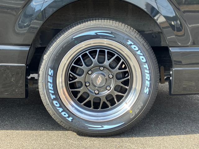 ハイエースバン スーパーGL ダークプライムII 4WD/1オーナー/ナビTV/バックカメラ/ETC/パノラミックビューモニター/モデリスタフルエアロ/17インチアルミ/LEDヘッドライト/カーゴマット/AC100V電源/カップホルダー(25枚目)