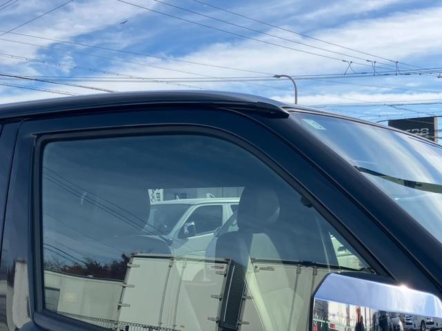 ハイエースバン スーパーGL ダークプライムII 4WD/1オーナー/ナビTV/バックカメラ/ETC/パノラミックビューモニター/モデリスタフルエアロ/17インチアルミ/LEDヘッドライト/カーゴマット/AC100V電源/カップホルダー(34枚目)