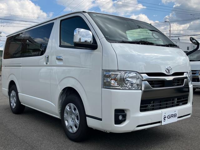 ハイエースバン ロングスーパーGL ダークプライムS 20thアニバーサリー/両側パワースライドドア/バックカメラ内臓デジタルインナーミラー/助手席エアバッグ/LEDヘッドライト/AC100Vアクセサリー/トヨタセーフティセンス/専用アブソーバー/(9枚目)