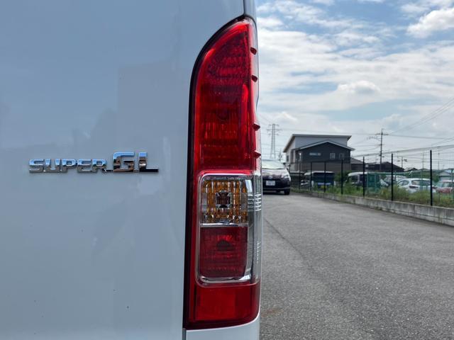 ハイエースバン スーパーGL ダークプライムII 寒冷地仕様/1オーナー/ALPINE BIGX/バックカメラ/ETC/デジタルインナーミラー/パノラミックビューモニター/モデリスタフルエアロ/16inアルミ/ローダウン/両側パワースライドドア(42枚目)
