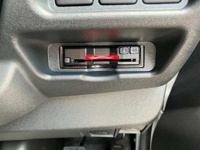 ハイエースバン スーパーGL ダークプライムII 寒冷地仕様/1オーナー/ALPINE BIGX/バックカメラ/ETC/デジタルインナーミラー/パノラミックビューモニター/モデリスタフルエアロ/16inアルミ/ローダウン/両側パワースライドドア(56枚目)