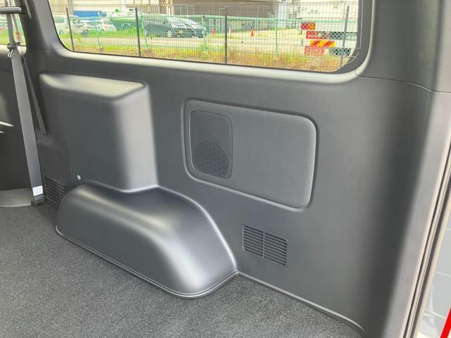 ハイエースバン スーパーGL ダークプライムII 寒冷地仕様/1オーナー/ALPINE BIGX/バックカメラ/ETC/デジタルインナーミラー/パノラミックビューモニター/モデリスタフルエアロ/16inアルミ/ローダウン/両側パワースライドドア(59枚目)