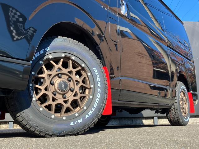 ハイエースバン スーパーGL ダークプライムII ナビTV/バックカメラ/ETC/パノラミックビューモニター/両側パワースライドドア/セーフティセンス/クリアランスソナー/TRDフロントスポイラー/RAYS16inアルミ/LEDヘッドライト(3枚目)