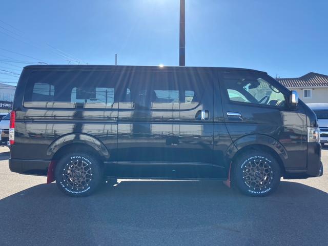 ハイエースバン スーパーGL ダークプライムII ナビTV/バックカメラ/ETC/パノラミックビューモニター/両側パワースライドドア/セーフティセンス/クリアランスソナー/TRDフロントスポイラー/RAYS16inアルミ/LEDヘッドライト(23枚目)