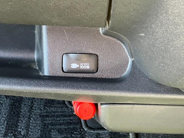 ハイエースバン スーパーGL ダークプライムII ナビTV/バックカメラ/ETC/パノラミックビューモニター/両側パワースライドドア/セーフティセンス/クリアランスソナー/TRDフロントスポイラー/RAYS16inアルミ/LEDヘッドライト(53枚目)