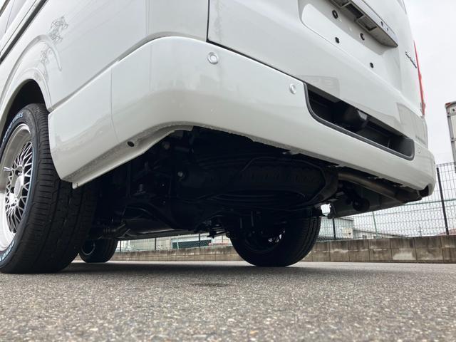 ハイエースバン スーパーGL ダークプライムII ALPINE BIGDA/Bカメラ/HDMI/ETC/トヨタセーフティーセンス/LEDヘッドライト/GR8フロントスポイラー/ESSEX18inアルミ/センターコンソール/シートカバー/ベッドキット(43枚目)