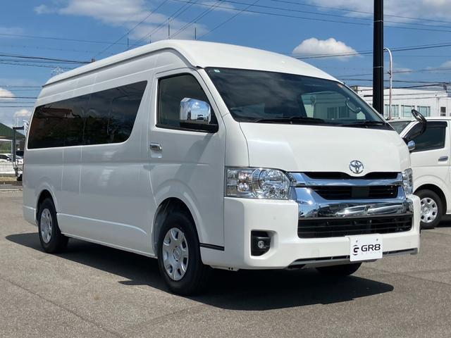 ハイエースワゴン グランドキャビン　ファインテックツアラー／新車未登録／１０人乗り／デジタルインナーミラー／パノラミックビューモニター／電動スライドドア／ＬＥＤフォグライト／スマートキー／トヨタセーフティセンス／助手席エアバック（9枚目）