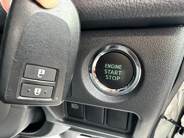 ハイエースバン スーパーGL ダークプライムII 4WD/BIG-Xナビ/Bカメラ/ETC/純正アルミ/LEDヘッドライト/スマートキー&プッシュスタート/サイドバイザー/Wエアバッグ/AC100V電源/セーフティセンス/スライドドア小窓あり!(4枚目)