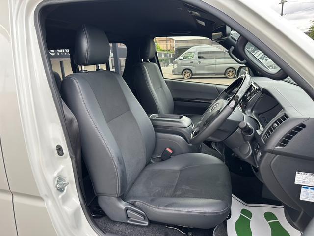 ハイエースバン スーパーGL ダークプライムII 4WD/BIG-Xナビ/Bカメラ/ETC/純正アルミ/LEDヘッドライト/スマートキー&プッシュスタート/サイドバイザー/Wエアバッグ/AC100V電源/セーフティセンス/スライドドア小窓あり!(16枚目)