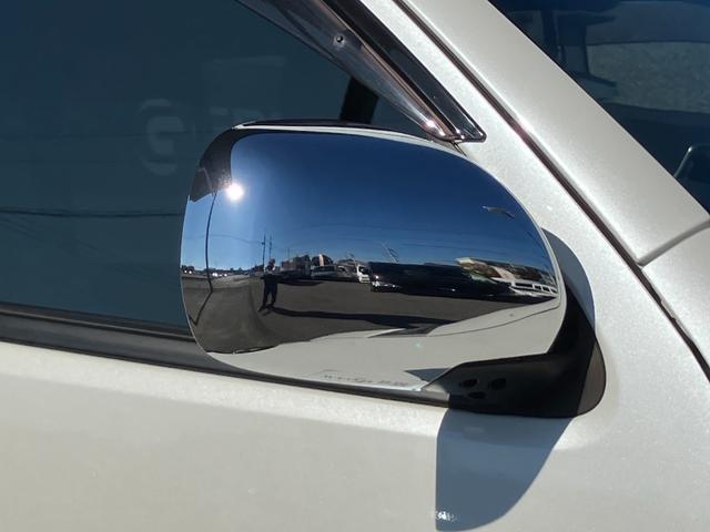 ハイエースバン スーパーGL ダークプライムII 4WD/BIG-Xナビ/Bカメラ/ETC/純正アルミ/LEDヘッドライト/スマートキー&プッシュスタート/サイドバイザー/Wエアバッグ/AC100V電源/セーフティセンス/スライドドア小窓あり!(27枚目)