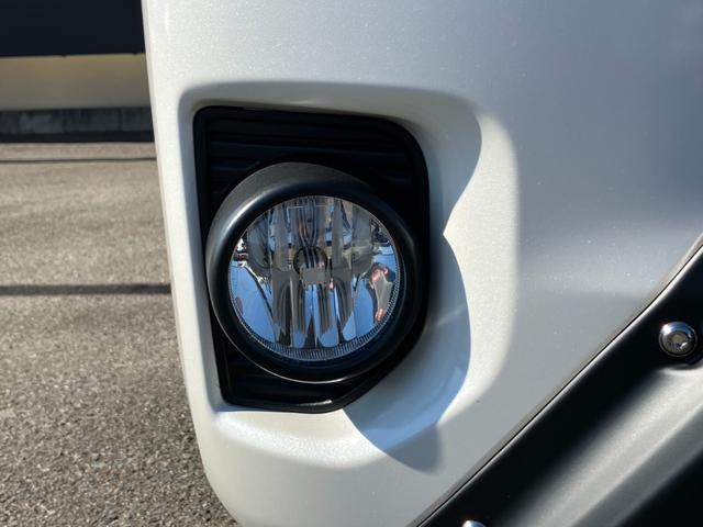 ハイエースバン スーパーGL ダークプライムII 4WD/BIG-Xナビ/Bカメラ/ETC/純正アルミ/LEDヘッドライト/スマートキー&プッシュスタート/サイドバイザー/Wエアバッグ/AC100V電源/セーフティセンス/スライドドア小窓あり!(31枚目)