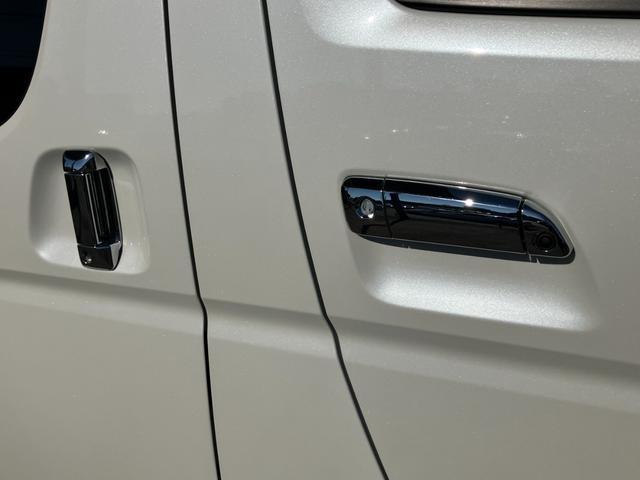 ハイエースバン スーパーGL ダークプライムII 4WD/BIG-Xナビ/Bカメラ/ETC/純正アルミ/LEDヘッドライト/スマートキー&プッシュスタート/サイドバイザー/Wエアバッグ/AC100V電源/セーフティセンス/スライドドア小窓あり!(32枚目)