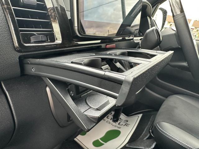 ハイエースバン スーパーGL ダークプライムII 4WD/BIG-Xナビ/Bカメラ/ETC/純正アルミ/LEDヘッドライト/スマートキー&プッシュスタート/サイドバイザー/Wエアバッグ/AC100V電源/セーフティセンス/スライドドア小窓あり!(50枚目)