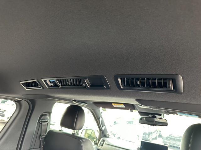 ハイエースバン スーパーGL ダークプライムII 4WD/BIG-Xナビ/Bカメラ/ETC/純正アルミ/LEDヘッドライト/スマートキー&プッシュスタート/サイドバイザー/Wエアバッグ/AC100V電源/セーフティセンス/スライドドア小窓あり!(55枚目)