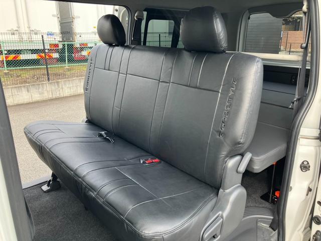 ハイエースバン スーパーGL ダークプライム 1オーナー/ナビTV/Bluetoothバックカメラ/ETC/AC100V電源/フロントスポイラー/16inアルミホイール/LEDヘッドライト/スマートキー/センターカーテン/新品ベッドキット(53枚目)