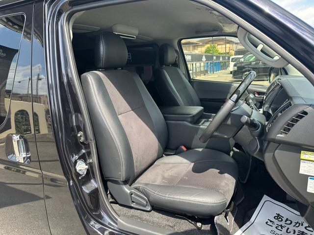 ハイエースバン スーパーGL ダークプライム GR8センターコンソール/ナビTV/バックカメラ/フリップダウンモニター/両側パワスラ/社外アルミ/ベッドキット(17枚目)