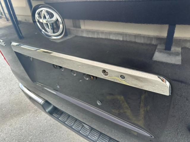 ハイエースバン スーパーGL ダークプライム GR8センターコンソール/ナビTV/バックカメラ/フリップダウンモニター/両側パワスラ/社外アルミ/ベッドキット(35枚目)