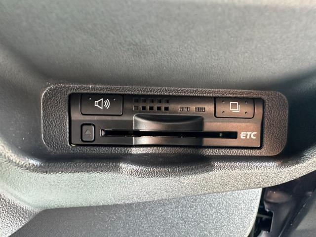 ハイエースバン スーパーGL ダークプライム GR8センターコンソール/ナビTV/バックカメラ/フリップダウンモニター/両側パワスラ/社外アルミ/ベッドキット(48枚目)