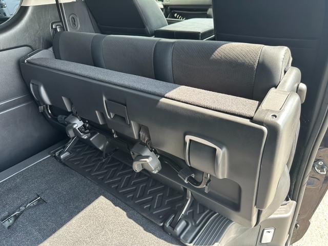 ハイエースバン スーパーGL ダークプライム GR8センターコンソール/ナビTV/バックカメラ/フリップダウンモニター/両側パワスラ/社外アルミ/ベッドキット(56枚目)