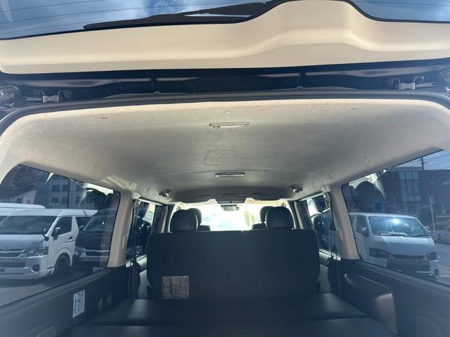 ハイエースバン スーパーGL ダークプライム GR8センターコンソール/ナビTV/バックカメラ/フリップダウンモニター/両側パワスラ/社外アルミ/ベッドキット(59枚目)