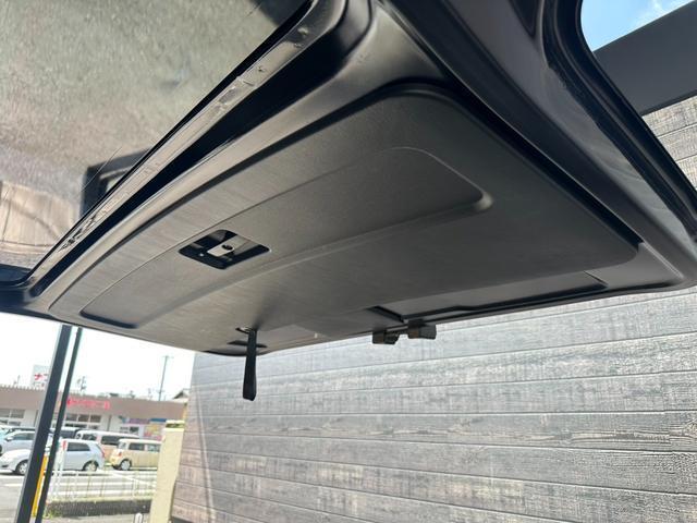 ハイエースバン スーパーGL ダークプライム GR8センターコンソール/ナビTV/バックカメラ/フリップダウンモニター/両側パワスラ/社外アルミ/ベッドキット(60枚目)