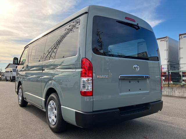 ハイエースバン ロングワイドスーパーＧＬ　アースカラーパッケージ　登録済未使用車／４ＷＤ／寒冷地仕様／ＡＬＰＩＮＥ　ＢＩＧＤＡ／ＨＤＭＩ／ＥＴＣ／パノラミックビューＭ／ＬＥＤヘッドライト／クリアランスソナー／スマートキー／純正エンジンスタータ（12枚目）