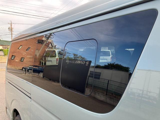 ハイエースバン ロングワイドスーパーＧＬ　アースカラーパッケージ　登録済未使用車／４ＷＤ／寒冷地仕様／ＡＬＰＩＮＥ　ＢＩＧＤＡ／ＨＤＭＩ／ＥＴＣ／パノラミックビューＭ／ＬＥＤヘッドライト／クリアランスソナー／スマートキー／純正エンジンスタータ（37枚目）