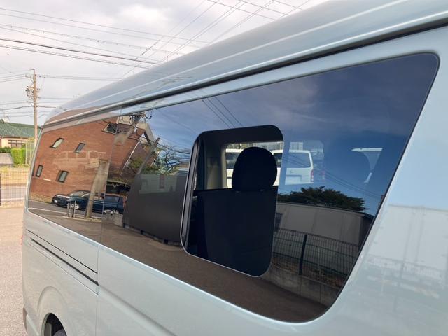 ハイエースバン ロングワイドスーパーＧＬ　アースカラーパッケージ　登録済未使用車／４ＷＤ／寒冷地仕様／ＡＬＰＩＮＥ　ＢＩＧＤＡ／ＨＤＭＩ／ＥＴＣ／パノラミックビューＭ／ＬＥＤヘッドライト／クリアランスソナー／スマートキー／純正エンジンスタータ（38枚目）