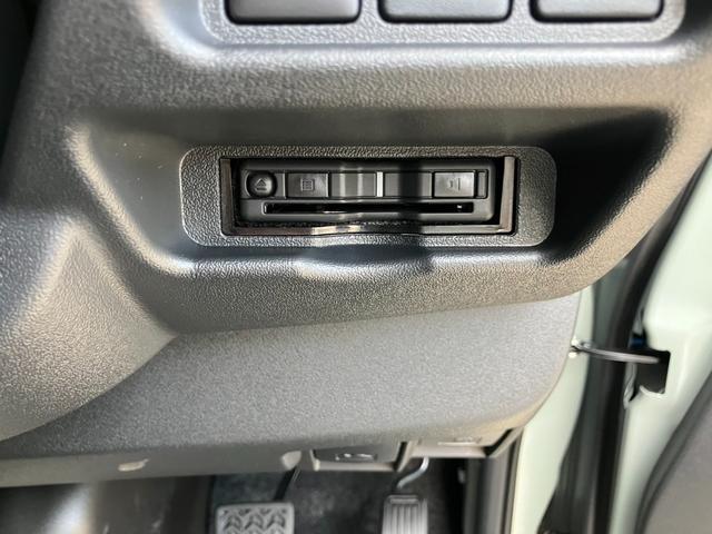 ハイエースバン ロングワイドスーパーＧＬ　アースカラーパッケージ　登録済未使用車／４ＷＤ／寒冷地仕様／ＡＬＰＩＮＥ　ＢＩＧＤＡ／ＨＤＭＩ／ＥＴＣ／パノラミックビューＭ／ＬＥＤヘッドライト／クリアランスソナー／スマートキー／純正エンジンスタータ（60枚目）