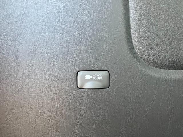 ハイエースバン ロングワイドスーパーＧＬ　アースカラーパッケージ　登録済未使用車／４ＷＤ／寒冷地仕様／ＡＬＰＩＮＥ　ＢＩＧＤＡ／ＨＤＭＩ／ＥＴＣ／パノラミックビューＭ／ＬＥＤヘッドライト／クリアランスソナー／スマートキー／純正エンジンスタータ（70枚目）