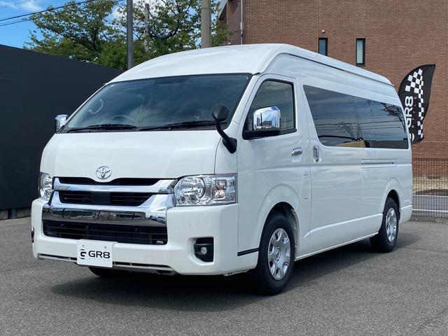 ハイエースワゴン グランドキャビン　ファインテックツアラー／登録済未使用車／１０人乗り／デジタルインナーミラー／パノラミックビューモニター／電動スライドドア／ＬＥＤフォグライト／スマートキー／トヨタセーフティセンス／助手席エアバック（10枚目）