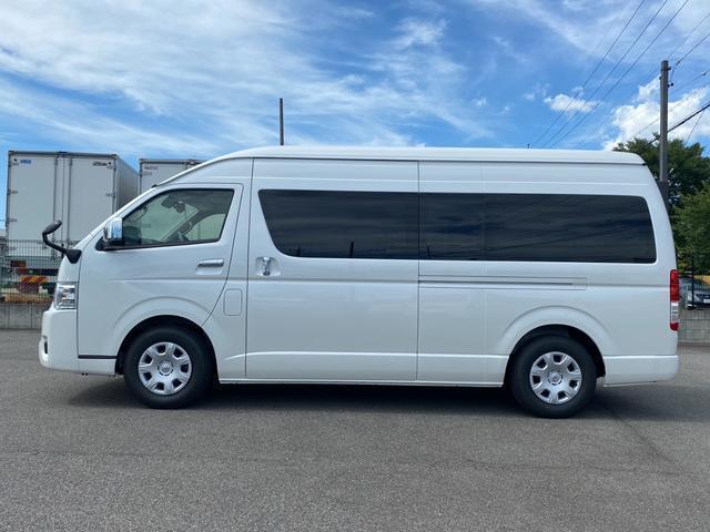 ハイエースワゴン グランドキャビン　ファインテックツアラー／登録済未使用車／１０人乗り／デジタルインナーミラー／パノラミックビューモニター／電動スライドドア／ＬＥＤフォグライト／スマートキー／トヨタセーフティセンス／助手席エアバック（24枚目）