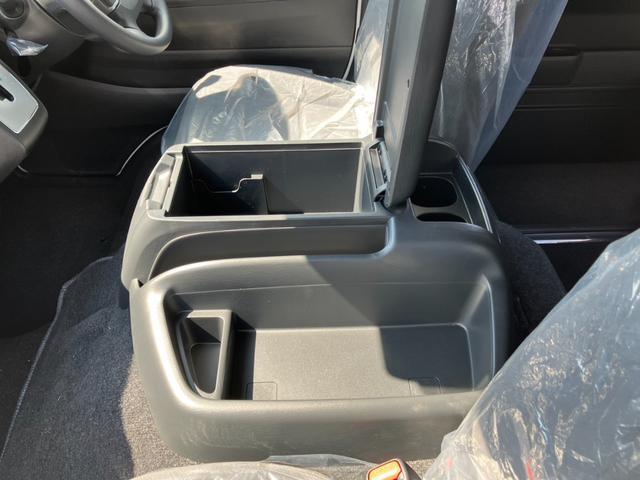 ハイエースワゴン グランドキャビン　ファインテックツアラー／登録済未使用車／１０人乗り／デジタルインナーミラー／パノラミックビューモニター／電動スライドドア／ＬＥＤフォグライト／スマートキー／トヨタセーフティセンス／助手席エアバック（53枚目）