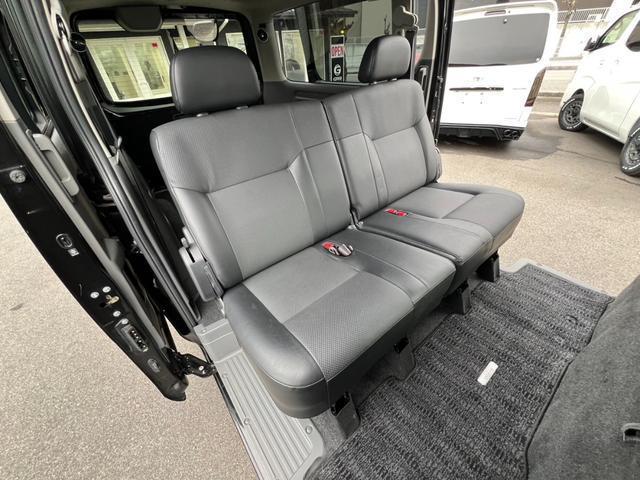 ＮＶ３５０キャラバンバン ロングライダープレミアムＧＸプロ・スタイルパッケージ　ケンウッドナビ／バックカメラ／ＥＴＣ／エマージェンシーブレーキ／インテリジェントキー／ＡＵＴＥＣＨ純正アルミ／Ｆスポイラー／片側パワースライドドア／助手席エアバッグ／ＬＥＤヘッドライト（19枚目）