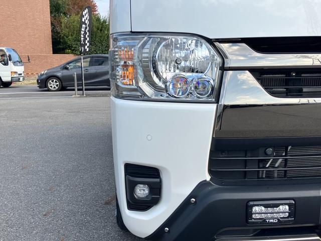 ハイエースバン スーパーGL ダークプライムII 1オーナー/PanasonicフローティングナビTV/バックカメラ/パノラミックビューモニター/両側パワースライドドア/TRDフロントスポイラー/16inアルミ/クリアランスソナー/ベッドキット(13枚目)