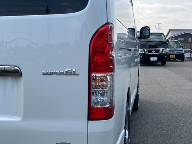 ハイエースバン スーパーGL ダークプライムII 1オーナー/PanasonicフローティングナビTV/バックカメラ/パノラミックビューモニター/両側パワースライドドア/TRDフロントスポイラー/16inアルミ/クリアランスソナー/ベッドキット(40枚目)