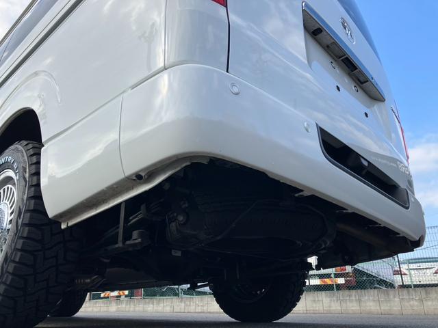 ハイエースバン スーパーGL ダークプライムII 1オーナー/PanasonicフローティングナビTV/バックカメラ/パノラミックビューモニター/両側パワースライドドア/TRDフロントスポイラー/16inアルミ/クリアランスソナー/ベッドキット(41枚目)