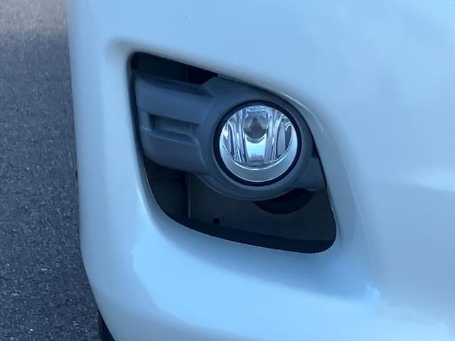 NV350キャラバンバン スーパーロングワイドDX クロムギアパッケージ スーパーロング/ハイルーフ/ナビTV/Bluetooth/ETC/バックカメラ/リアクーラー/純正アルミホイール/キーレス/フォグライト/リアシートベルト/エアバック(28枚目)