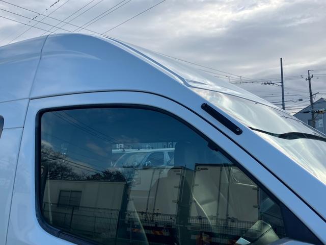 NV350キャラバンバン スーパーロングワイドDX クロムギアパッケージ スーパーロング/ハイルーフ/ナビTV/Bluetooth/ETC/バックカメラ/リアクーラー/純正アルミホイール/キーレス/フォグライト/リアシートベルト/エアバック(34枚目)