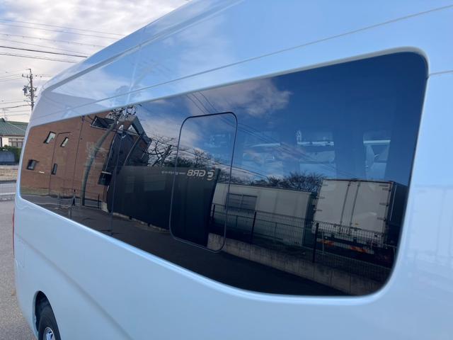 NV350キャラバンバン スーパーロングワイドDX クロムギアパッケージ スーパーロング/ハイルーフ/ナビTV/Bluetooth/ETC/バックカメラ/リアクーラー/純正アルミホイール/キーレス/フォグライト/リアシートベルト/エアバック(36枚目)